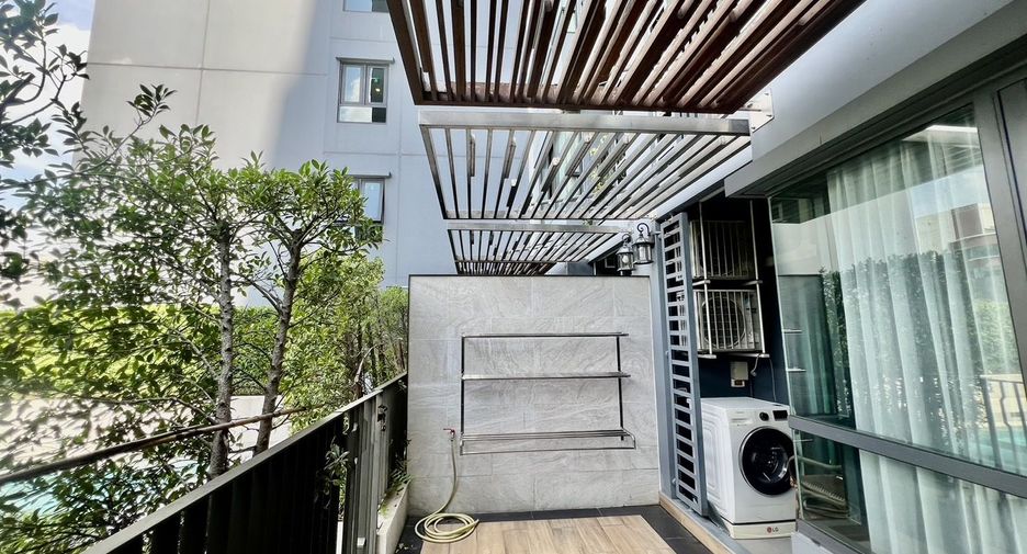 Wohnung zur Miete mit 1 Zimmer in Phra Khanong, Bangkok