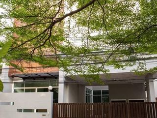 出租 3 卧室 独立屋 在 Watthana, 曼谷