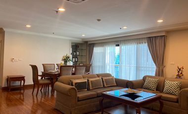 For rent 3 bedrooms apartment in Watthana, Bangkok