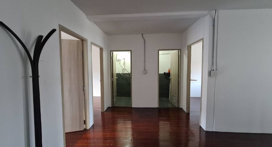 Reihenhaus zur Miete mit 3 Zimmer in Chatuchak, Bangkok