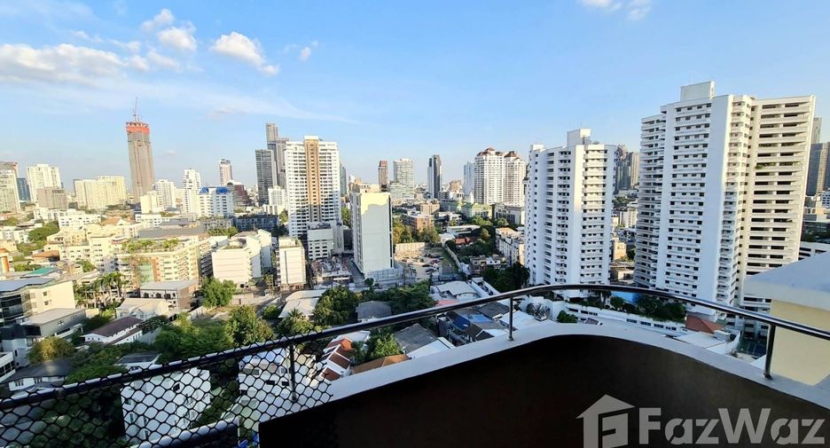 For rent 2 bedrooms condo in Watthana, Bangkok