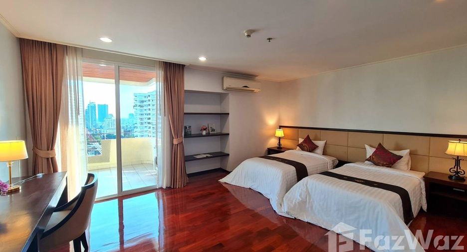 For rent 2 bedrooms condo in Watthana, Bangkok