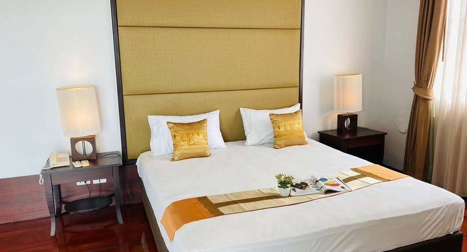 À louer 2 chambres condo à Watthana, Bangkok