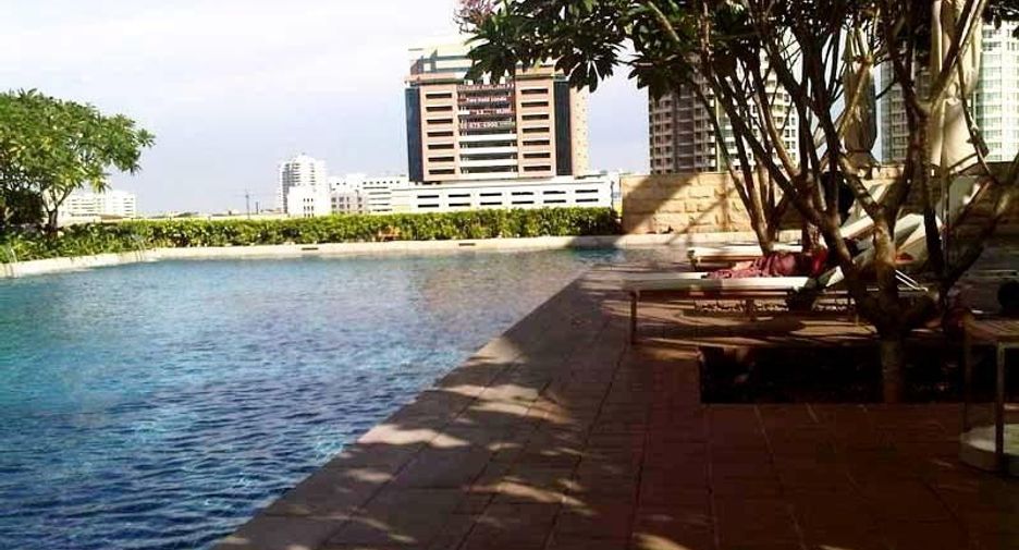 For rent 2 bedrooms condo in Sathon, Bangkok