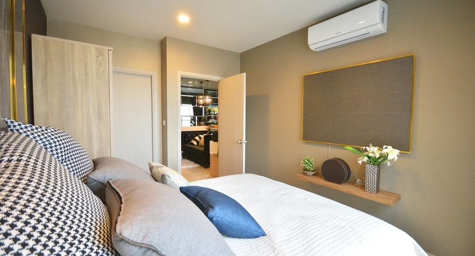 For rent 2 bedrooms condo in Khlong Toei, Bangkok