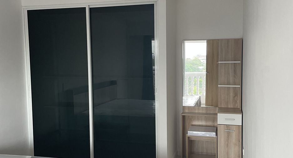 For rent 1 bed apartment in Khlong Toei, Bangkok