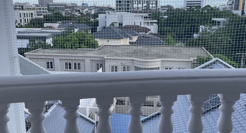 For rent 1 bed apartment in Khlong Toei, Bangkok