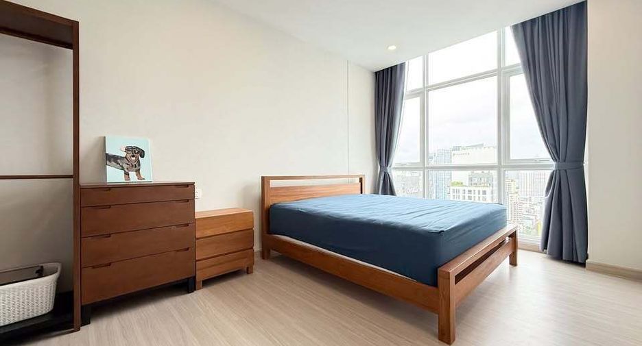 Condo en alquiler de 1 habitaciones en Bang Rak, Bangkok