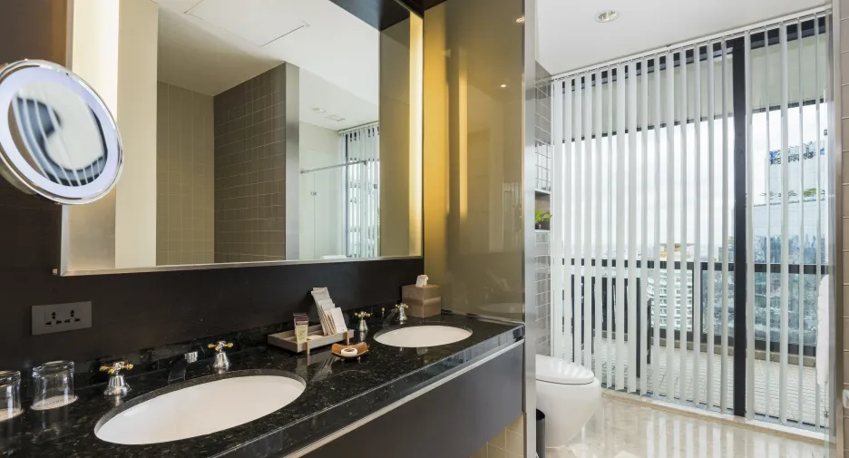 For rent 2 bedrooms apartment in Khlong Toei, Bangkok