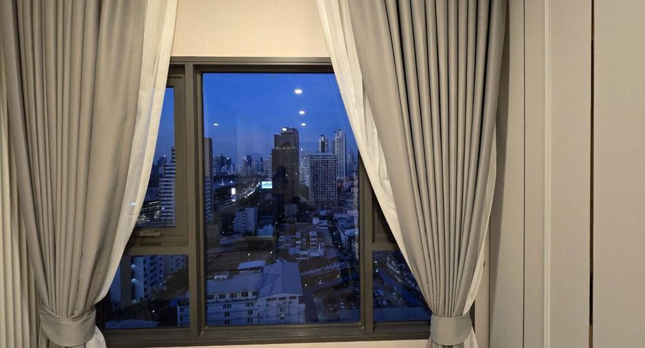 For rent 1 bed condo in Khlong Toei, Bangkok