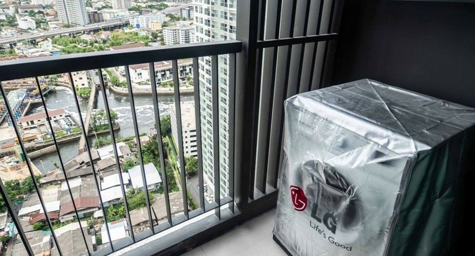 For rent 1 bed condo in Khlong Toei, Bangkok