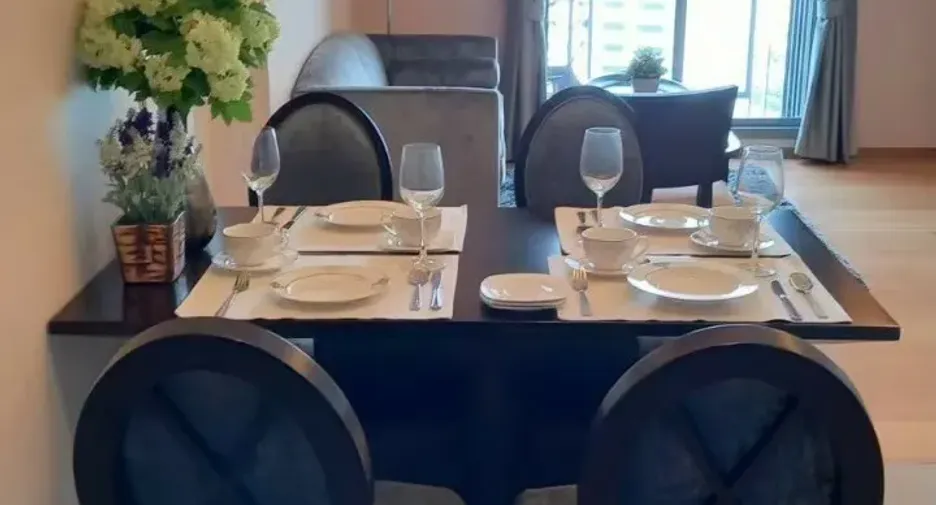 Condo en alquiler de 2 habitaciones en Watthana, Bangkok