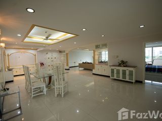 For rent 4 ベッドルーム condo in Watthana, Bangkok