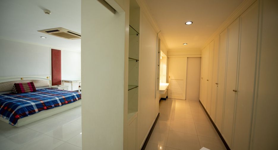 Wohnung zur Miete mit 4 Zimmer in Watthana, Bangkok