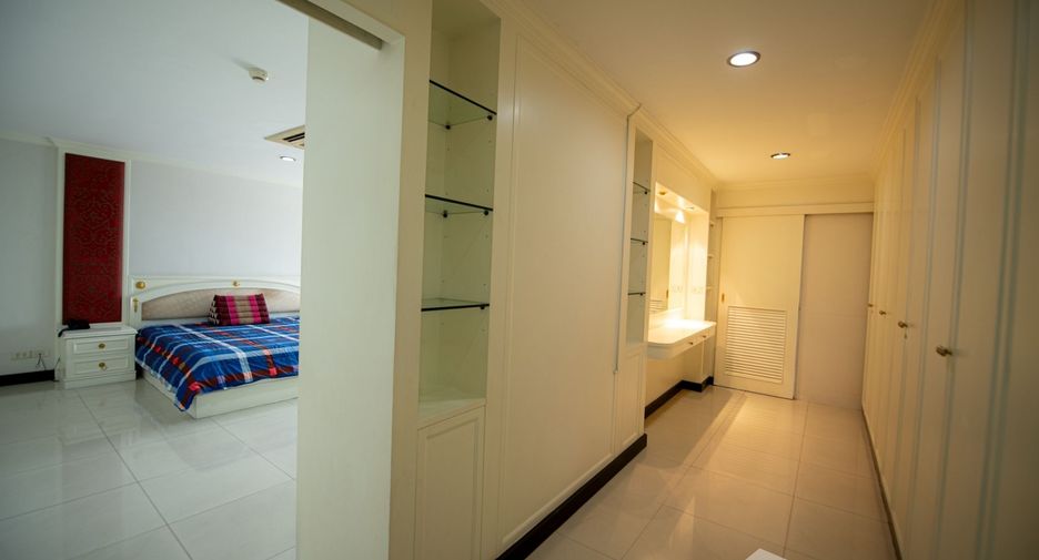Wohnung zur Miete mit 4 Zimmer in Watthana, Bangkok