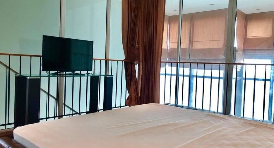 For rent 1 bed condo in Khlong Toei, Bangkok