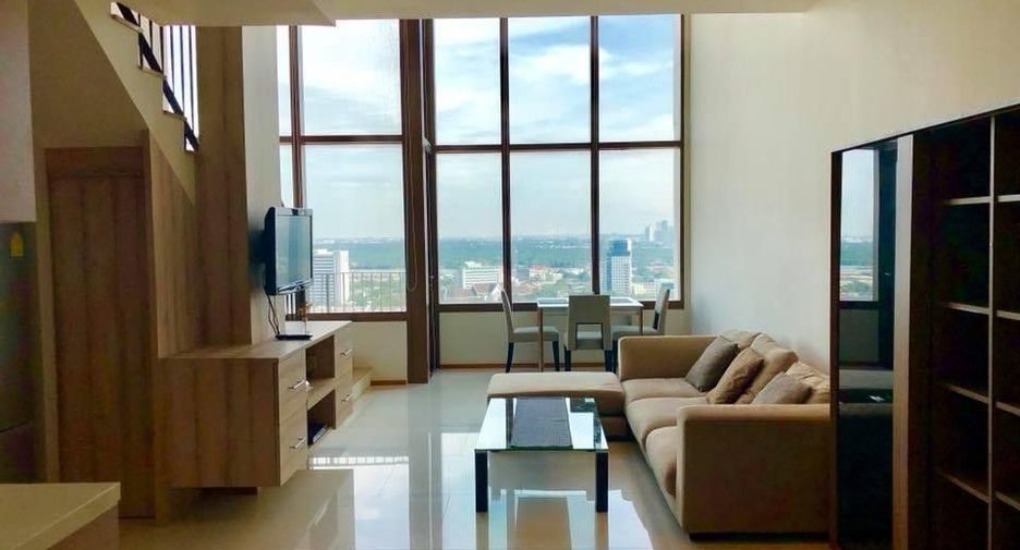 For rent 1 bed condo in Khlong Toei, Bangkok