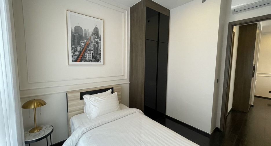 For rent 2 bedrooms condo in Watthana, Bangkok