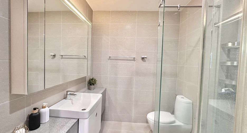 Wohnung zur Miete mit 1 Zimmer in Pathum Wan, Bangkok