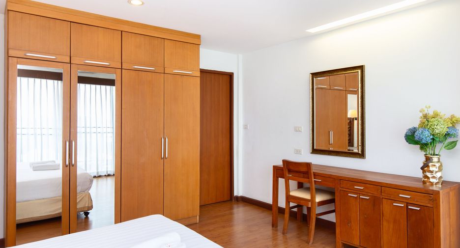For rent 2 bedrooms apartment in Bang Na, Bangkok