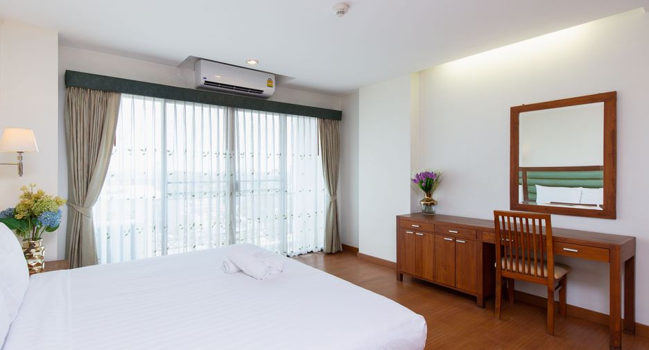 For rent 2 bedrooms apartment in Bang Na, Bangkok