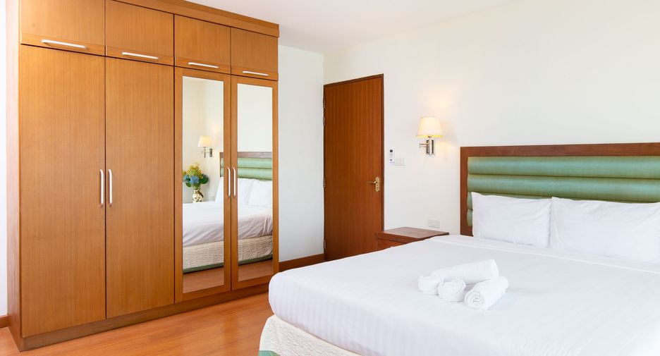 For rent 2 bedrooms apartment in Bang Na, Bangkok