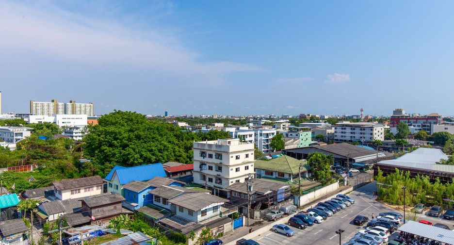 For rent 2 bedrooms apartment in Bang Na, Bangkok