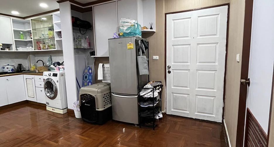 ให้เช่า 2 ห้องนอน คอนโด ใน วัฒนา, กรุงเทพฯ