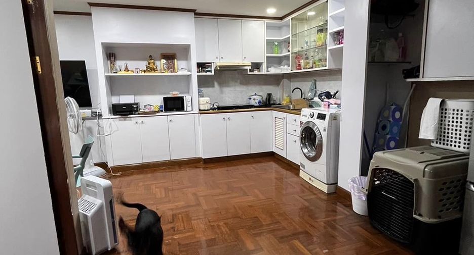 ให้เช่า 2 ห้องนอน คอนโด ใน วัฒนา, กรุงเทพฯ