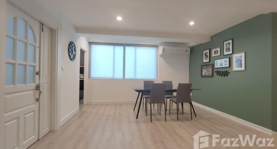 For rent 1 bed apartment in Watthana, Bangkok