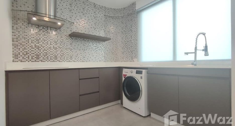 For rent 1 bed apartment in Watthana, Bangkok