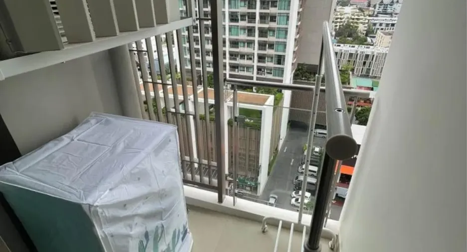 For rent 1 bed condo in Watthana, Bangkok