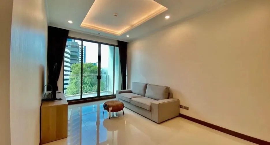 For rent 2 bedrooms condo in Watthana, Bangkok