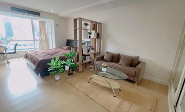 For rent studio condo in Khlong Toei, Bangkok