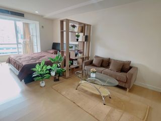 For rent studio condo in Khlong Toei, Bangkok