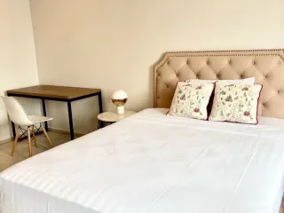 For rent 1 bed condo in Pathum Wan, Bangkok