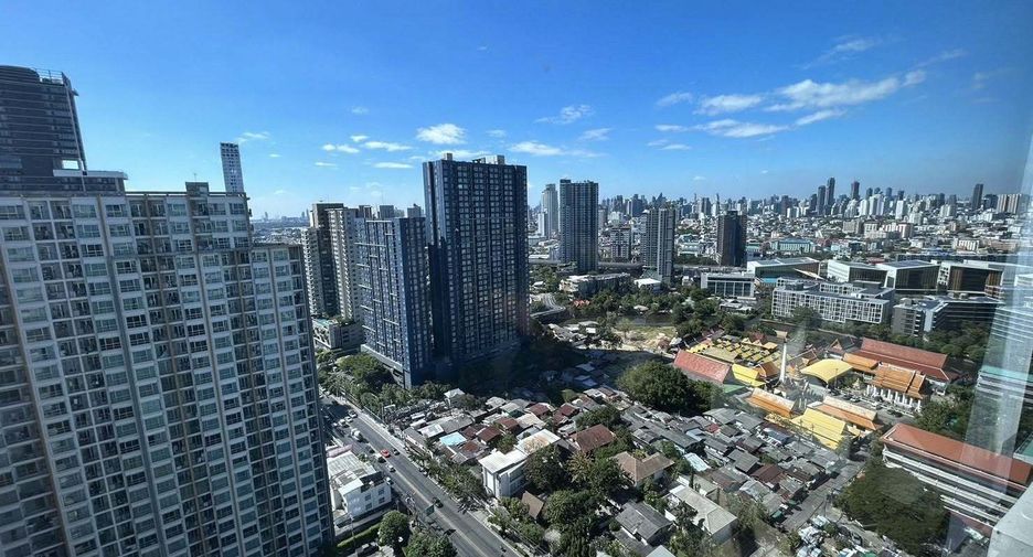 For rent 2 bedrooms condo in Suan Luang, Bangkok