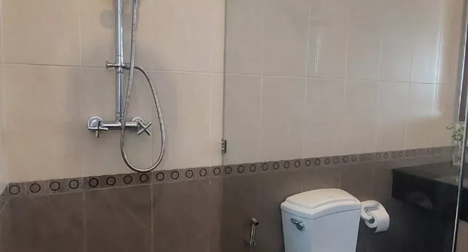 Condo en alquiler de 3 habitaciones en Sathon, Bangkok