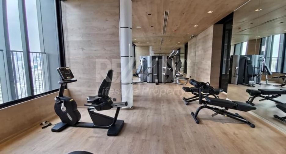 For rent 1 bed condo in Watthana, Bangkok