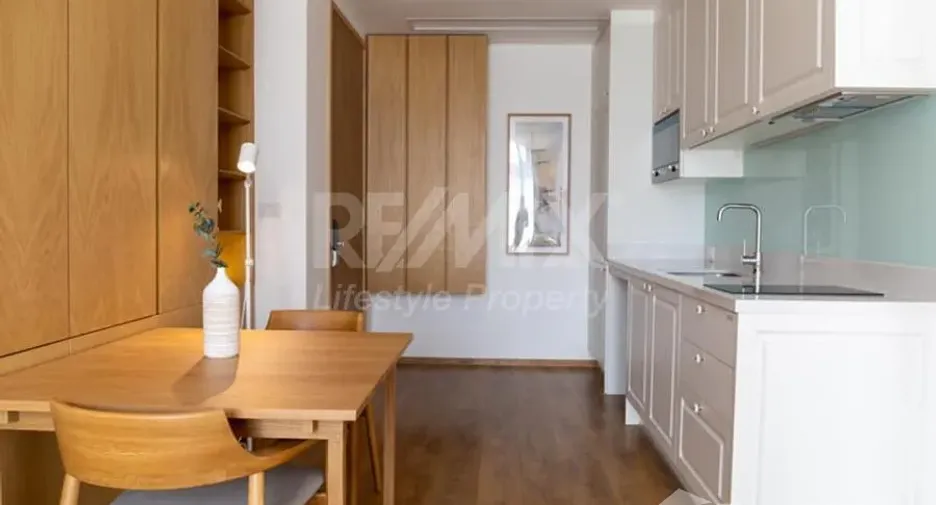 For rent 1 bed condo in Watthana, Bangkok