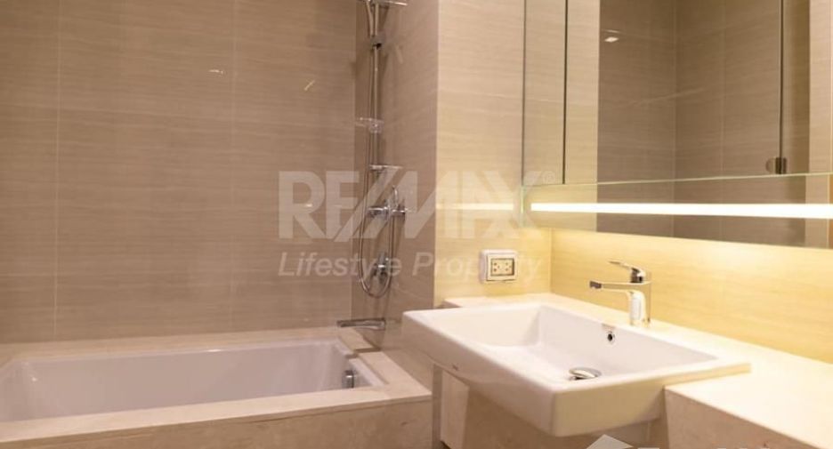 For rent 1 bed condo in Watthana, Bangkok