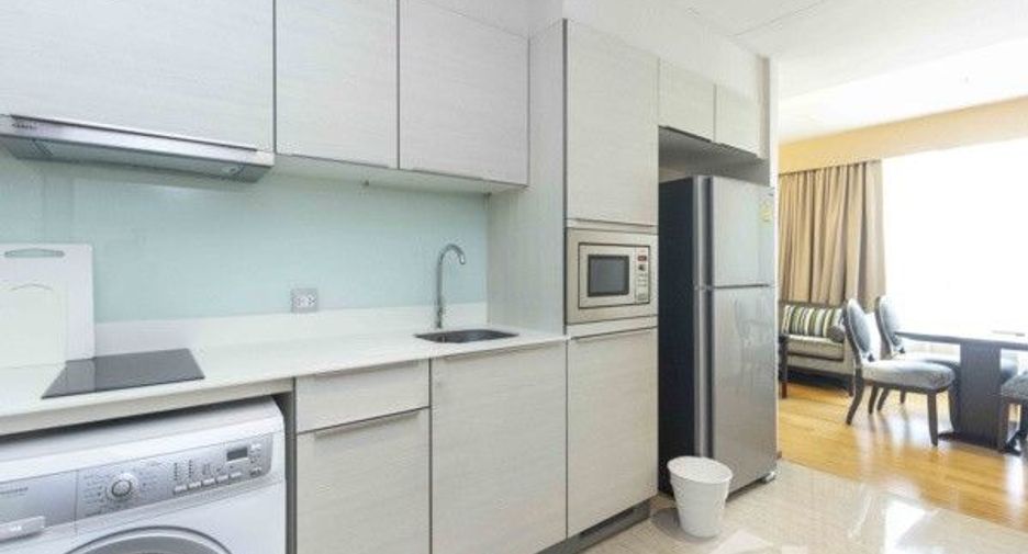 For rent 2 bedrooms condo in Watthana, Bangkok