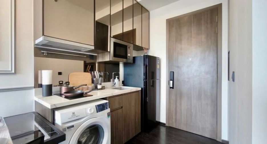 For rent 1 bed condo in Watthana, Bangkok