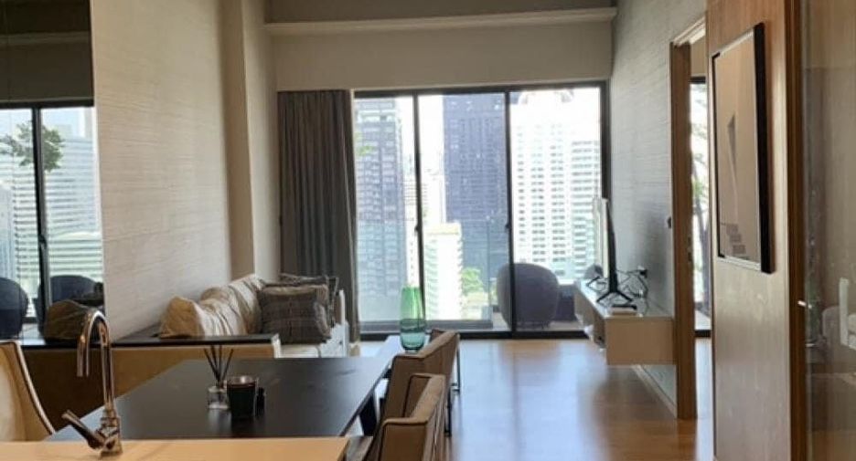 For rent 2 bedrooms condo in Watthana, Bangkok