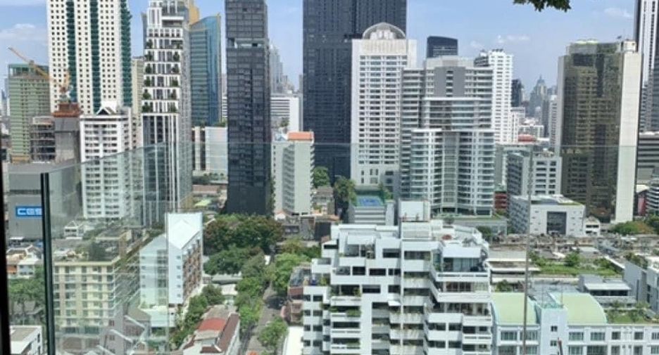 For rent 2 bedrooms condo in Watthana, Bangkok