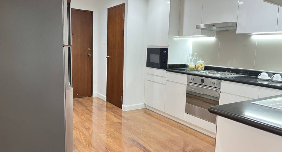 Apartment zur Miete mit 2 Zimmer in Khlong Toei, Bangkok