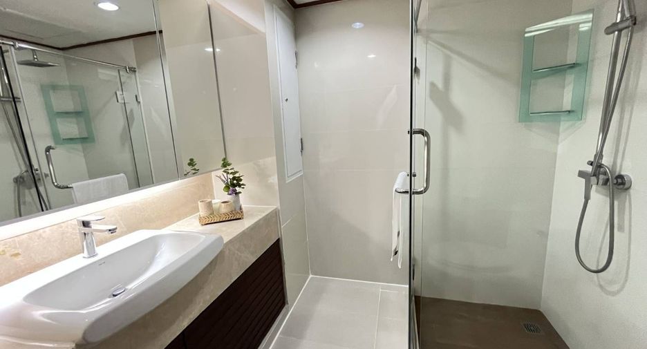 Apartment zur Miete mit 2 Zimmer in Khlong Toei, Bangkok