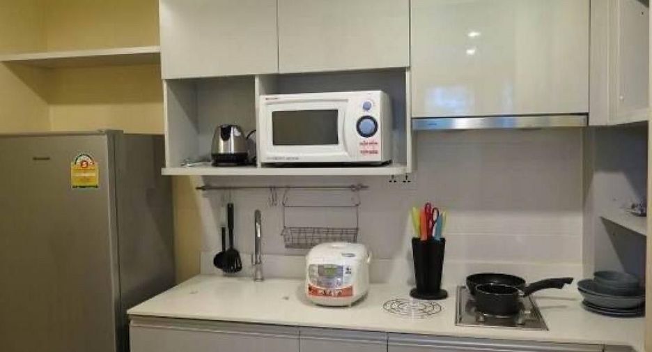For rent 1 bed condo in Phra Khanong, Bangkok