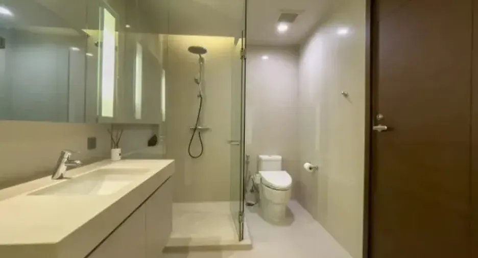 Wohnung zur Miete mit 2 Zimmer in Watthana, Bangkok