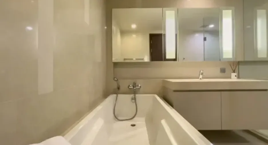 Wohnung zur Miete mit 2 Zimmer in Watthana, Bangkok